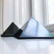 Anamé sungit piramis - a kép illusztráció 